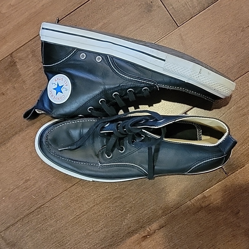 Leather converse Hightops